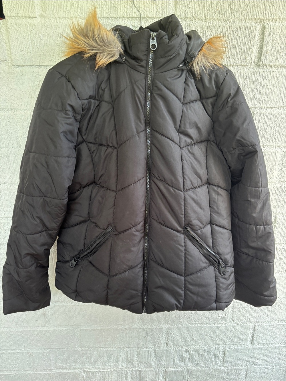 Urban Republic Warm Black Quilted Puffer Jacket with Faux Fur Hood sz XL